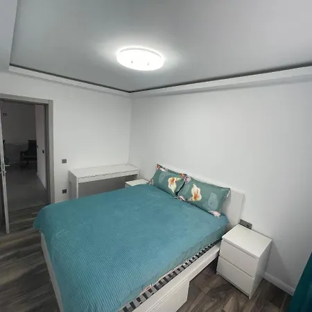 Apusului Apartment *