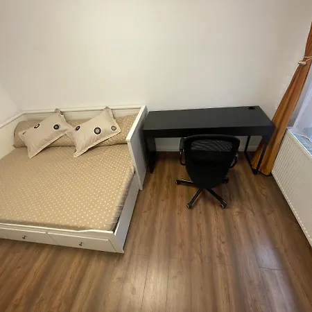 Apusului Apartment *